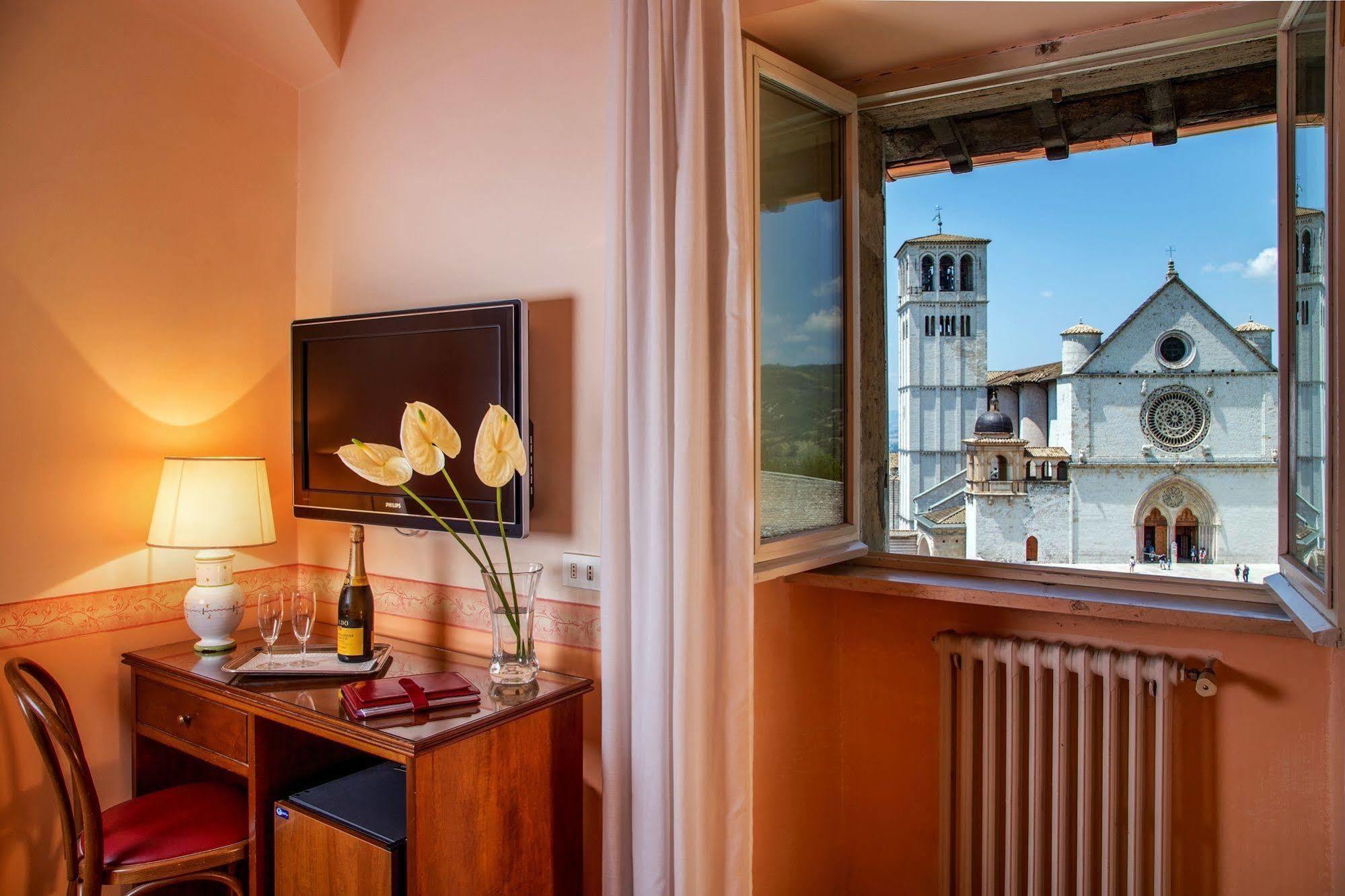 Hotel San Francesco Assisi Kültér fotó